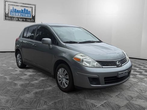 Used 2008 Nissan Versa 1.8 S FWD image 4