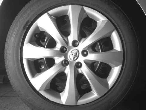 Used 2025 Toyota Corolla LE FWD image 15