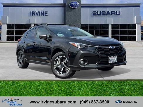 Used 2024 Subaru Crosstrek 2.0i Premium image 1