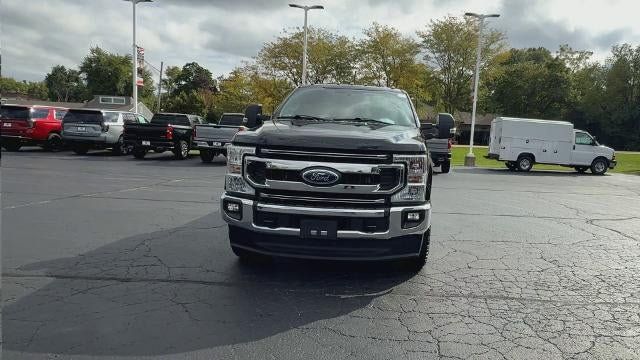 Used 2022 Ford F250 XLT AWD/4WD image 3
