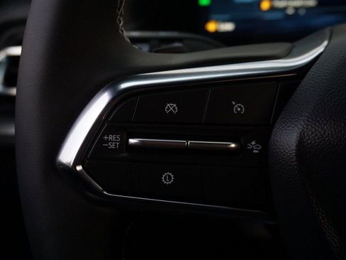New 2026 Chevrolet Traverse LT w/ Midnight/Sport Edition image 19