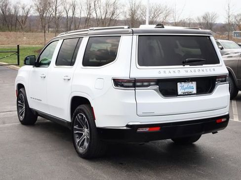 Certified 2023 Jeep Grand Wagoneer 4WD image 6