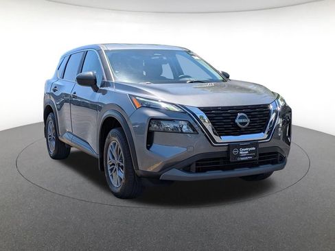 Used 2023 Nissan Rogue S AWD/4WD image 3