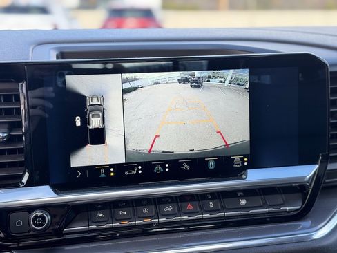 Used 2023 Chevrolet Silverado 1500 High Country w/ High Country Premium Package image 19