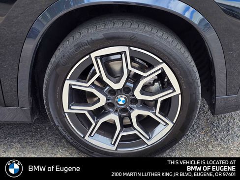 Used 2025 BMW X1 xDrive28i w/ Convenience Package AWD/4WD image 9