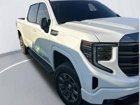 Used 2024 GMC Sierra 1500 AT4 w/ Technology Package AWD/4WD image 3