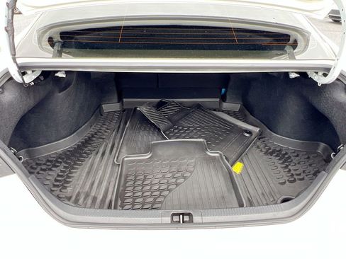 Used 2025 Toyota Camry SE FWD image 23