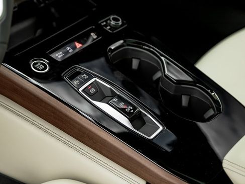 New 2025 Audi A5 2.0T Prestige image 17