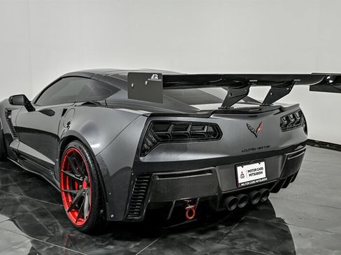 Used 2017 Chevrolet Corvette Z06 RWD image 7