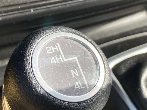 Used 2021 Jeep Wrangler Sport S image 31