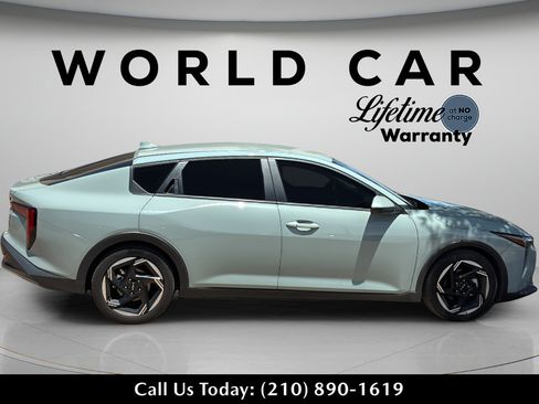 Used 2025 Kia K4 EX FWD image 4