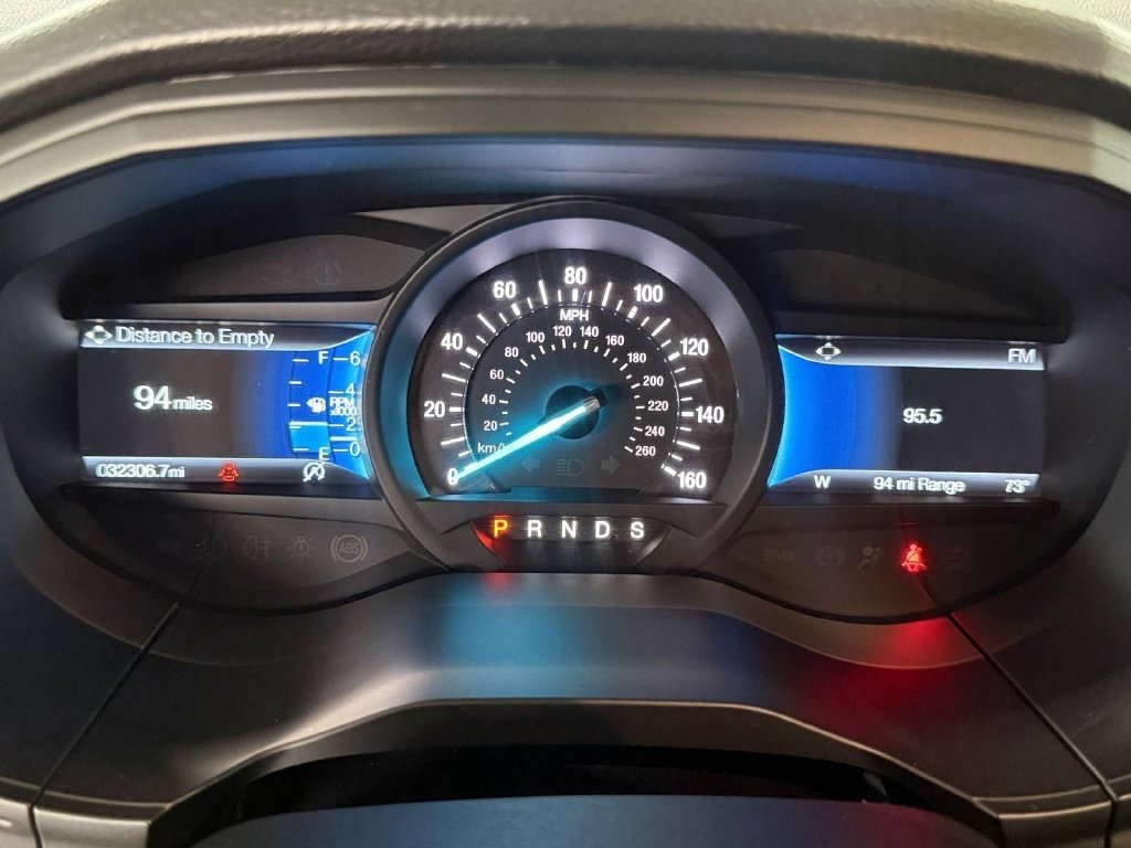 Used 2023 Ford Edge Titanium AWD/4WD image 17