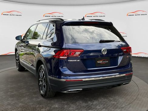 Used 2021 Volkswagen Tiguan SE w/ Panoramic Sunroof Package AWD/4WD image 8
