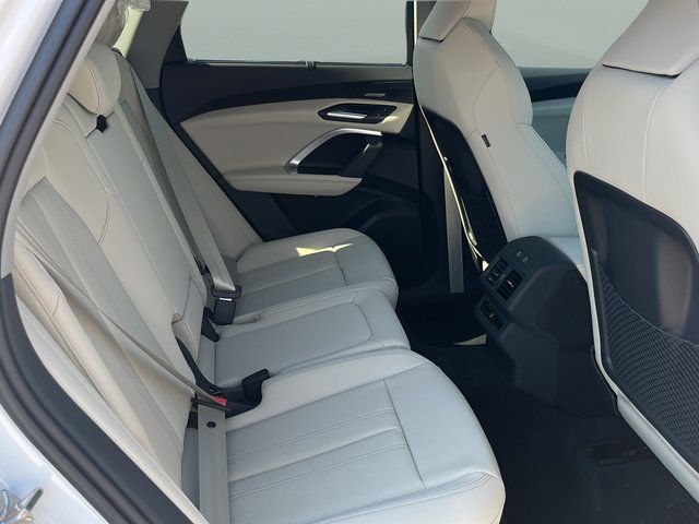 New 2026 Audi Q5 Premium Plus AWD/4WD image 14