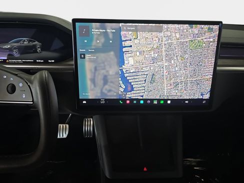 Used 2022 Tesla Model S AWD/4WD image 23