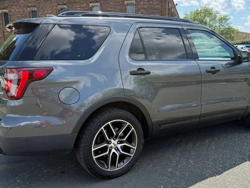 Used 2016 Ford Explorer Sport w/ Equipment Group 401A AWD/4WD image 10
