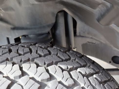 Used 2024 Jeep Wrangler Unlimited Rubicon 4xe AWD/4WD image 43