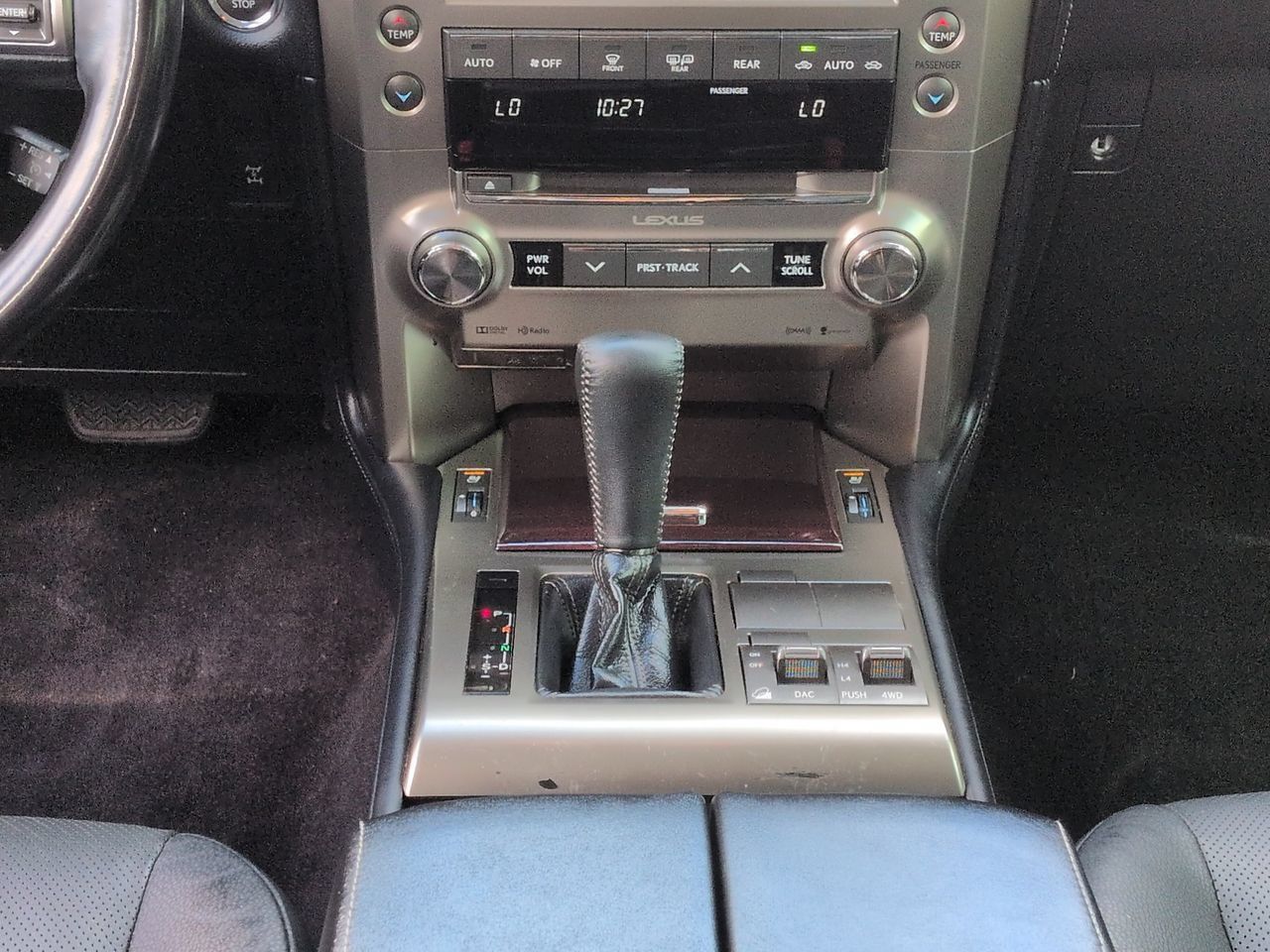 Used 2018 Lexus GX 460 Premium w/ Premium Package AWD/4WD image 18