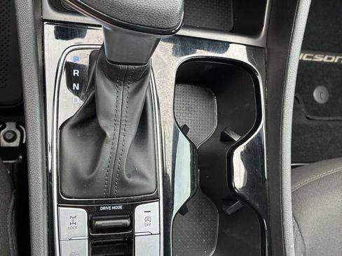 Used 2023 Hyundai Tucson SE image 33