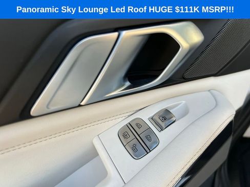 Used 2021 BMW X7 M50i w/ Dynamic Handling Package image 26