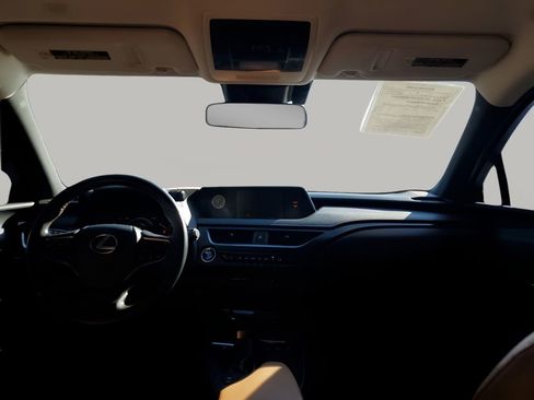 Used 2021 Lexus UX 250h image 23