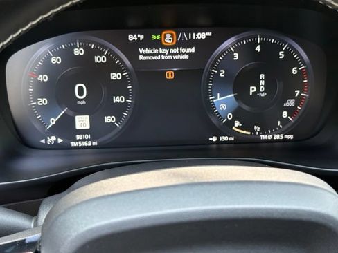 Used 2019 Volvo XC40 T5 R-Design AWD/4WD image 31