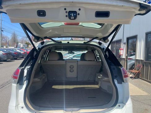 Used 2014 Nissan Rogue SL AWD/4WD image 8