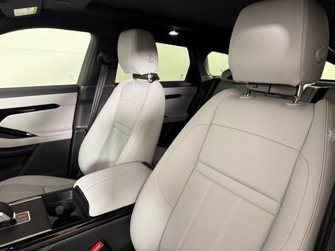 Used 2026 Land Rover Range Rover Evoque S image 13