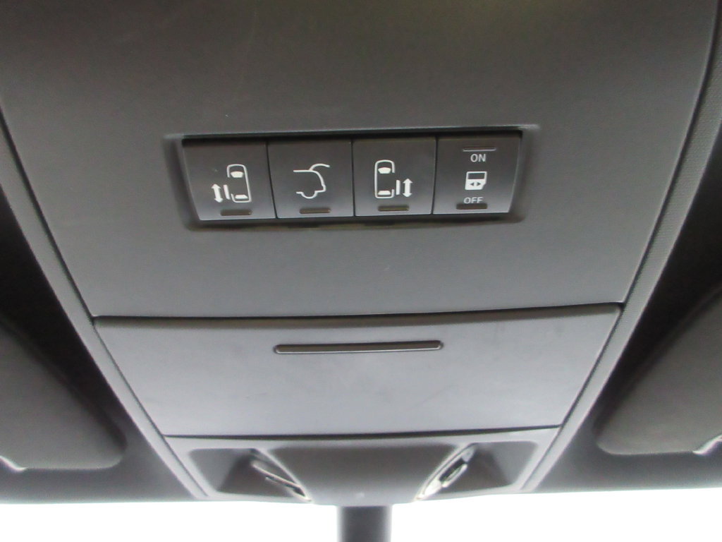 Used 2019 Dodge Grand Caravan GT FWD image 29