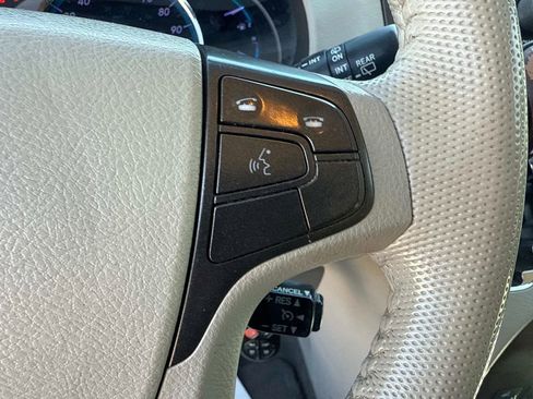 Used 2013 Toyota Sienna XLE FWD image 29