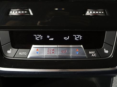 Used 2024 BMW XM image 59