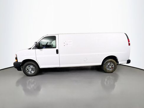 Used 2021 Chevrolet Express 2500 Extended w/ Communications Package RWD image 8