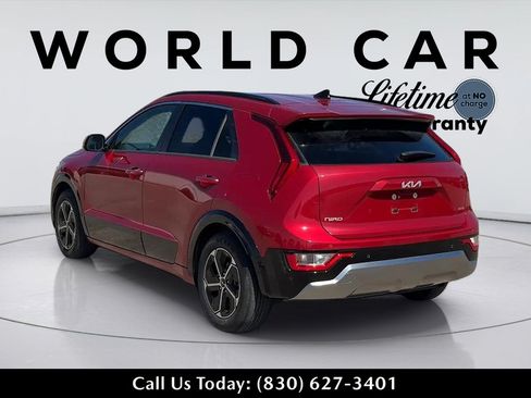 Used 2023 Kia Niro FWD image 10