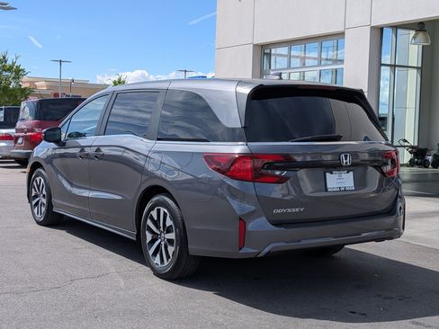 Used 2025 Honda Odyssey EX-L image 8