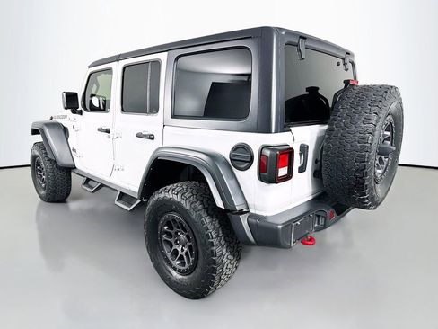 Used 2021 Jeep Wrangler Unlimited Rubicon w/ Xtreme Recon 35" Tire Package AWD/4WD image 7