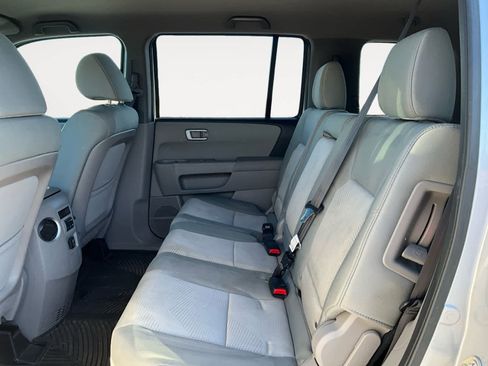 Used 2015 Honda Pilot LX image 24