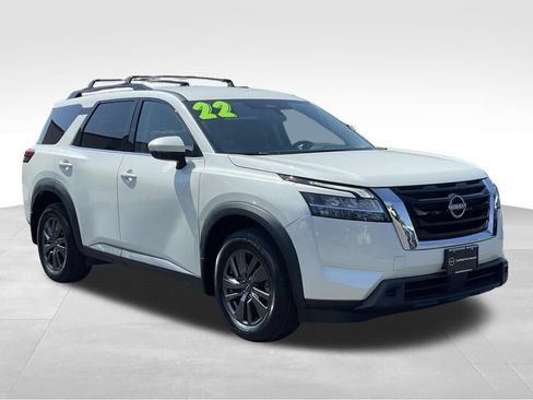 Certified 2022 Nissan Pathfinder SV AWD/4WD image 3