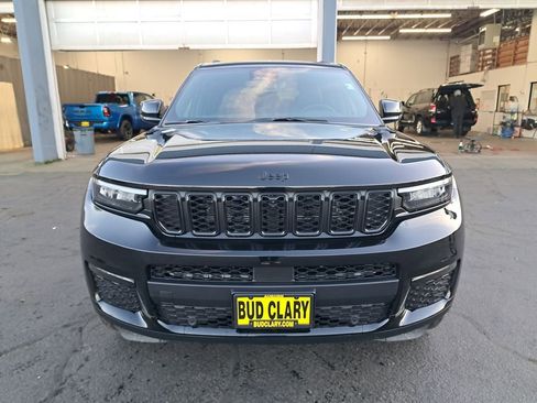 New 2025 Jeep Grand Cherokee L Limited w/ Luxury Tech Group II AWD/4WD image 8