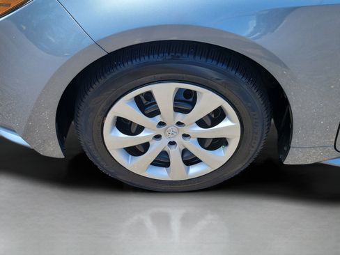 Used 2024 Toyota Corolla LE FWD image 33
