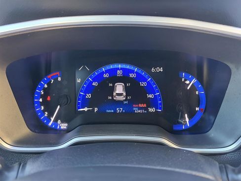 Used 2022 Toyota Corolla Cross XLE w/ Convenience Package AWD/4WD image 24