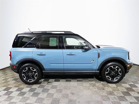 Used 2021 Ford Bronco Sport Outer Banks w/ Outer Banks Package (96D) image 9