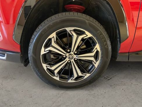 Used 2022 Toyota RAV4 XSE image 15