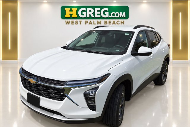Used 2026 Chevrolet Trax LT FWD image 4