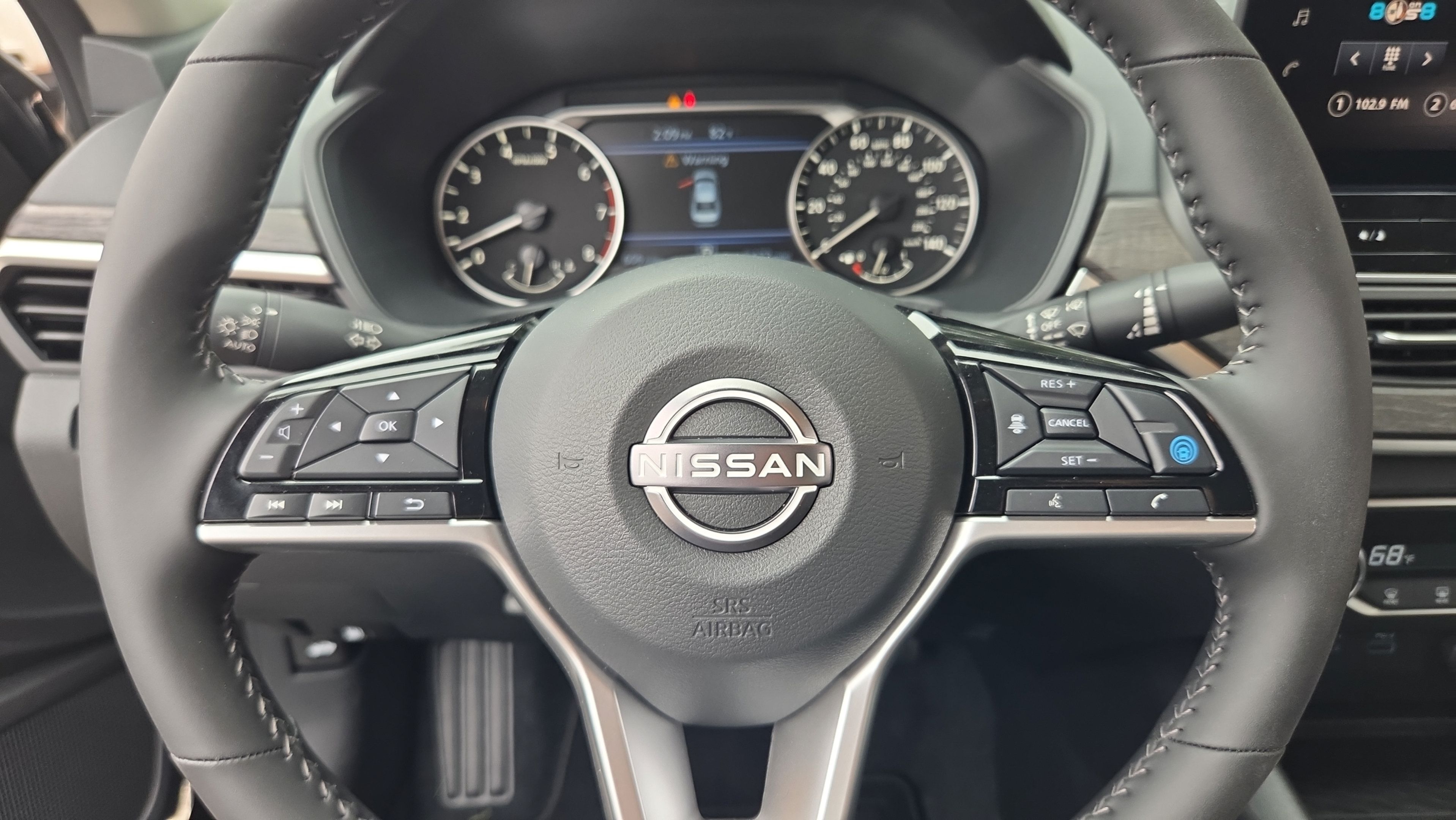Used 2026 Nissan Altima 2.5 SV w/ SV Premium Package FWD image 24
