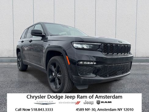 Used 2024 Jeep Grand Cherokee Limited w/ Luxury Tech Group II image 1