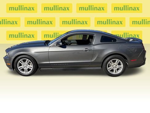 Used 2011 Ford Mustang Coupe w/ 101A Rapid Spec Order Code image 11