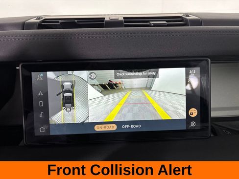 Used 2023 Land Rover Defender 110 X-Dynamic SE AWD/4WD image 18