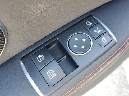 Used 2017 Mercedes-Benz SLC 43 AMG image 19