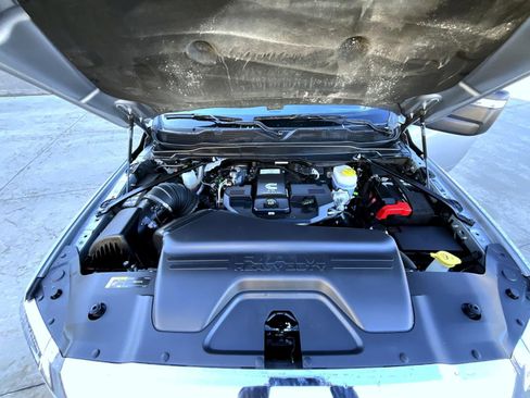 Used 2024 RAM 2500 Big Horn image 24