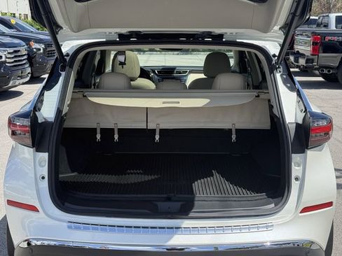 Used 2022 Nissan Murano Platinum w/ Cargo Package AWD/4WD image 13